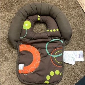 Hoppy noggin pillow